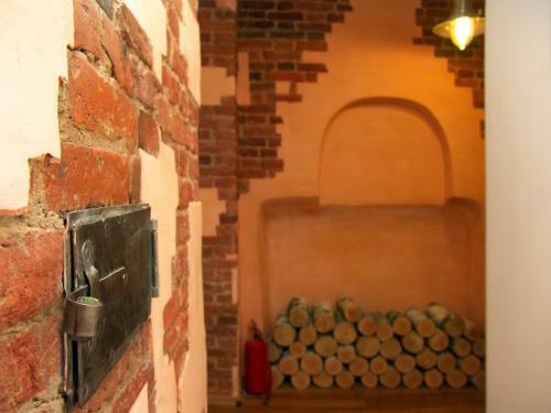 Online Hostel