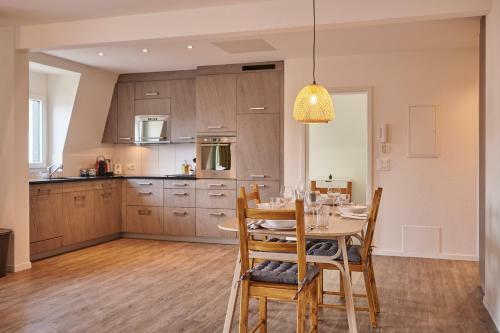 2 Bedroom - City Center Apartment - Interlaken # 3