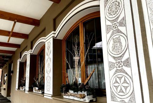 Arlos - Hotel - Restaurant - Bar