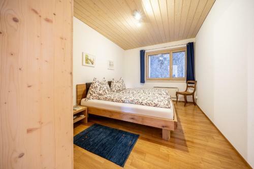Apartamento Chasa Curtin 17