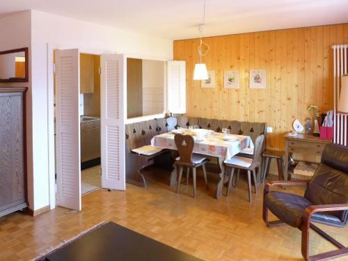Apartment Armorial