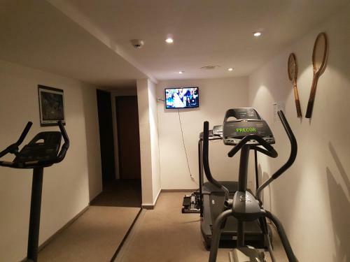 Hotel Suites By Mirabeau