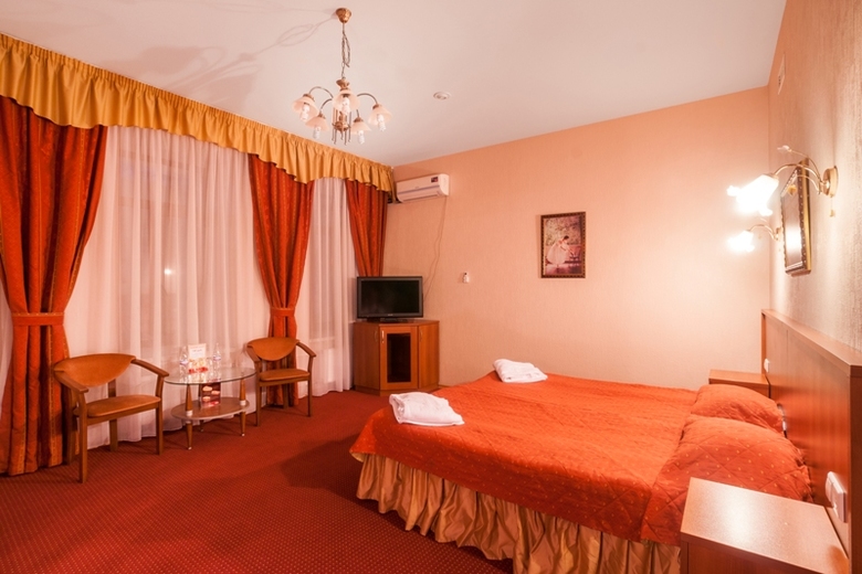 City Hotel Comfitel