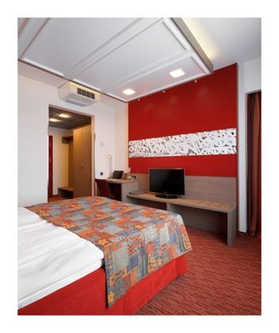 Red Stars Hotel