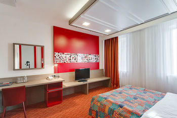 Red Stars Hotel