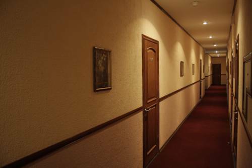 Elizar Hotel