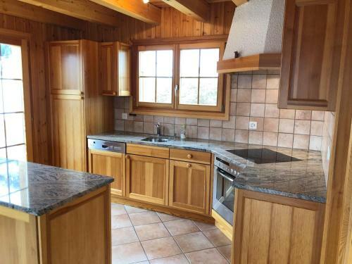 Narnia Ski In & Ski Out Chalet 14 Pers