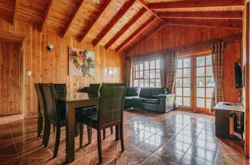 Lodge Caba�as Antulaf