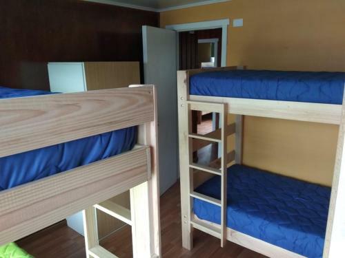 Bed & Breakfast Islanet Hostel & Bar