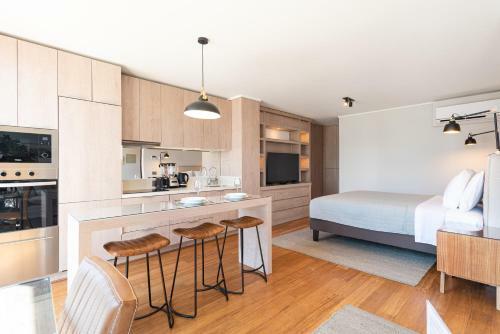 Apartamento Uptown Luxe - Studio, Parking, Wifi, Pool & Metro