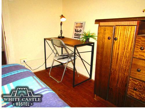 Hostal White Castle Hostel
