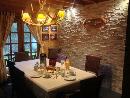 Chucao Lodge Lago Yelcho