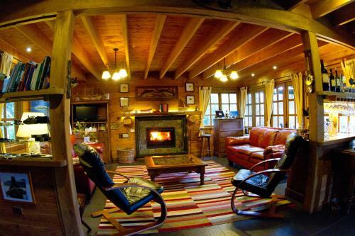 Chucao Lodge Lago Yelcho