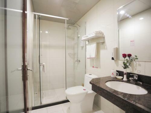 Shell Baoding Dongfeng Middle Road Kailian Hotel