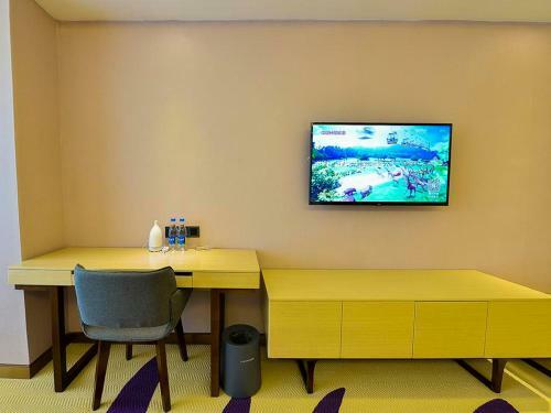 Lavande Hotel Anshun Center