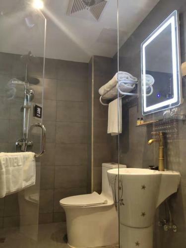 Qinfu Hotel Beijing Nanluogu Lane Houhai