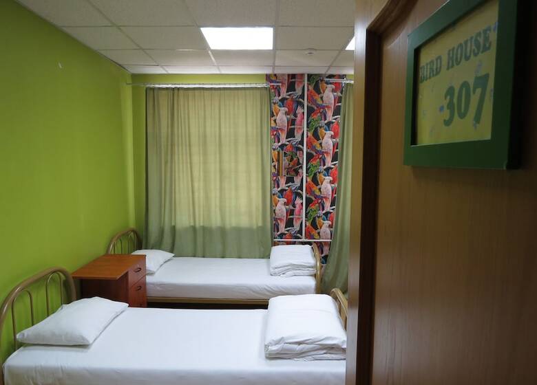 Giggly Hostel
