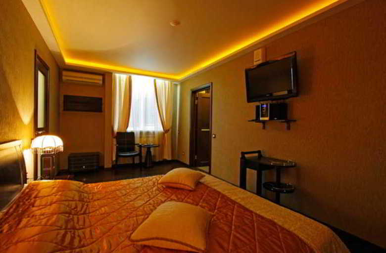 Alex Hotel On Budapeshtskaya