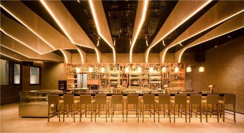 The Mont Mirage Hotel
