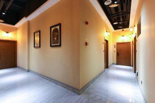 Zou Qu Ye Travel Hotel