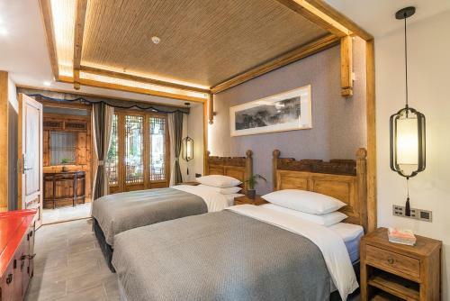 Lijiang Zen Garden Hotel
