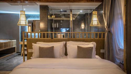 Lijiang Muqian Hotel