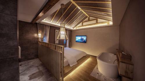 Lijiang Muqian Hotel
