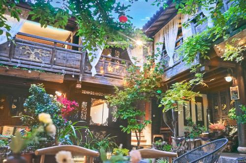 Hostal Far And Near Villa