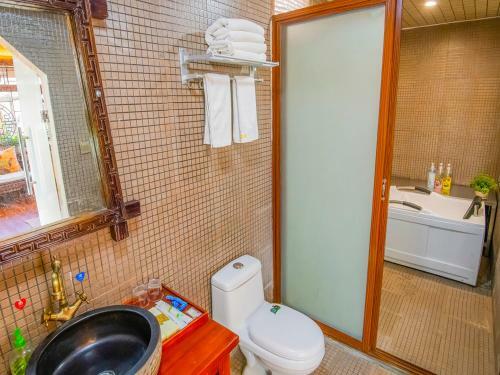 Hotel Ancient Town Er'quan Guesthouse