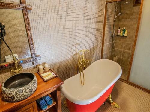 Hotel Ancient Town Er'quan Guesthouse