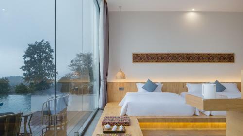 Hotel Z Plus Mountain Resort Inn