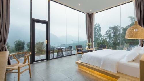 Hotel Z Plus Mountain Resort Inn