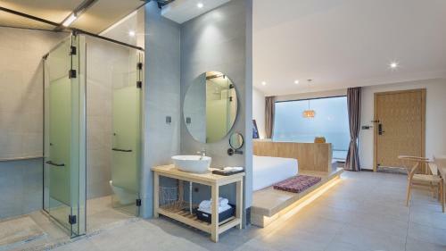 Hotel Z Plus Mountain Resort Inn