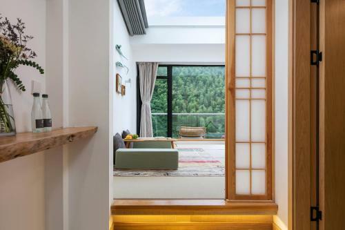 Hostal Yishe Xiaobai Guesthouse