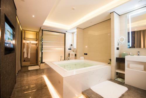 Virtuous World Hotel