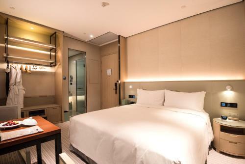 Virtuous World Hotel