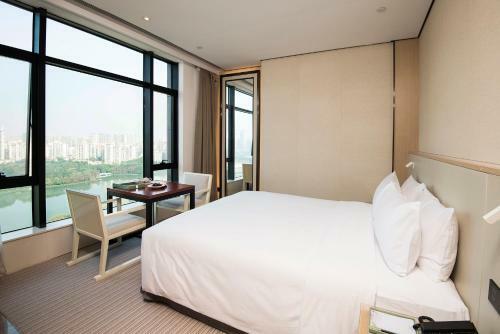 Virtuous World Hotel