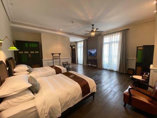 Hotel Guangzhou Nansha Stone Inn