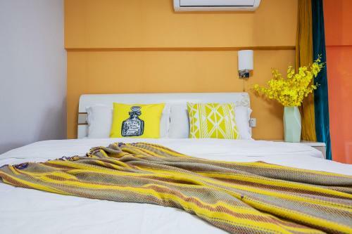 Lavendar Duplex Apartment