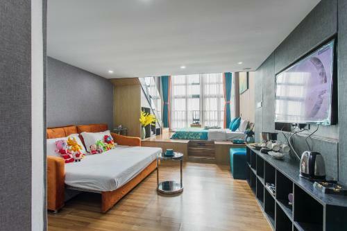 Lavendar Duplex Apartment