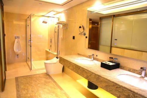 Zhongbo Art Hotel