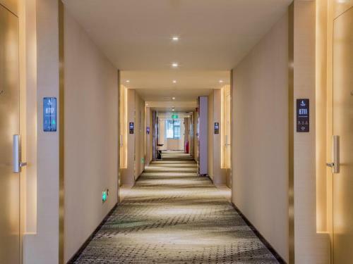 Lavande Hotel Haikou Hainan University