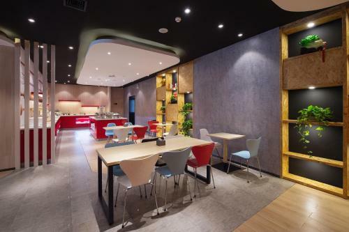 Ibis Harbin Central Street Hotel