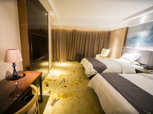 Greentree Eastern Jingde Town Railway Station Hotel
