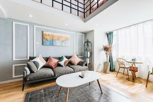 Hostal Kunming Rest Light Apartment Hotel