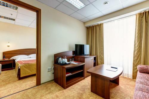 Hotel Complex Crystall