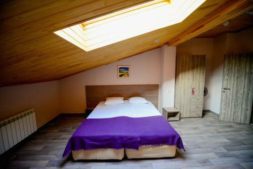 Aron Hotel