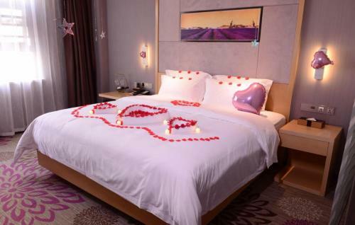 Lavande Hotel Linyi People's Square Branch
