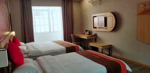 Jun Hotels Dehong Ruili City Maoyou Road