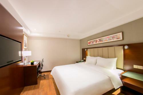 Yitel Hotel